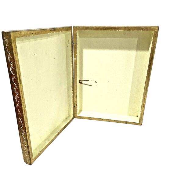 Vintage Italian Florentine Wooden Box Gilded Gold Green Red Wood Storage Case - Picture 10 of 12